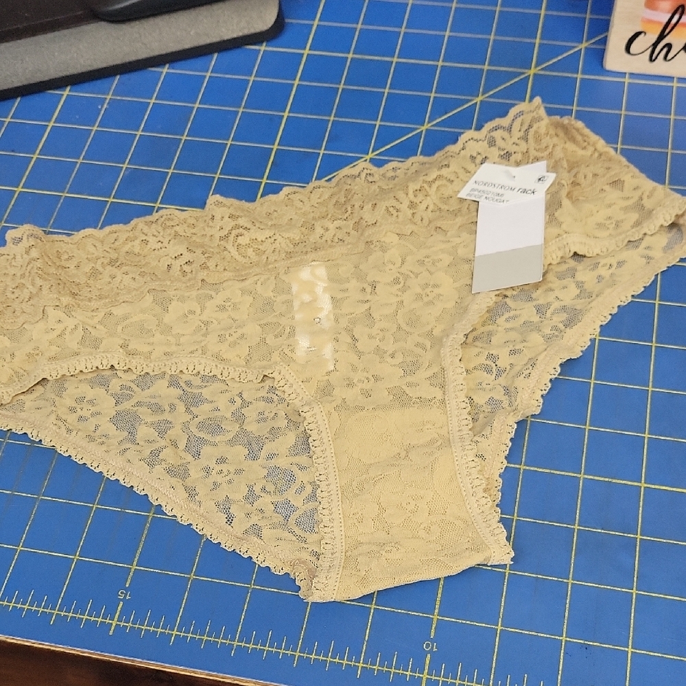 BP Nordstrom Lace Panties Tan Medium NWOT